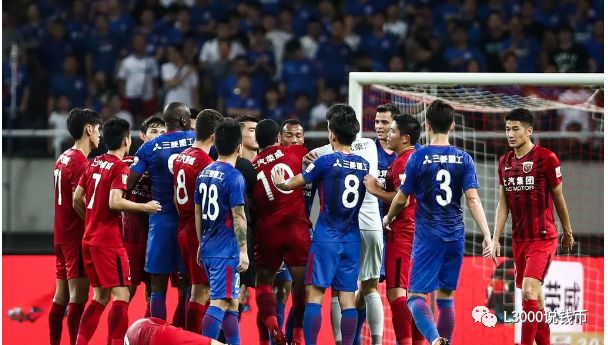 包含今晨德甲焦点战；曼联临场应变；话题不断；轮换策略成焦点的词条-开云体育