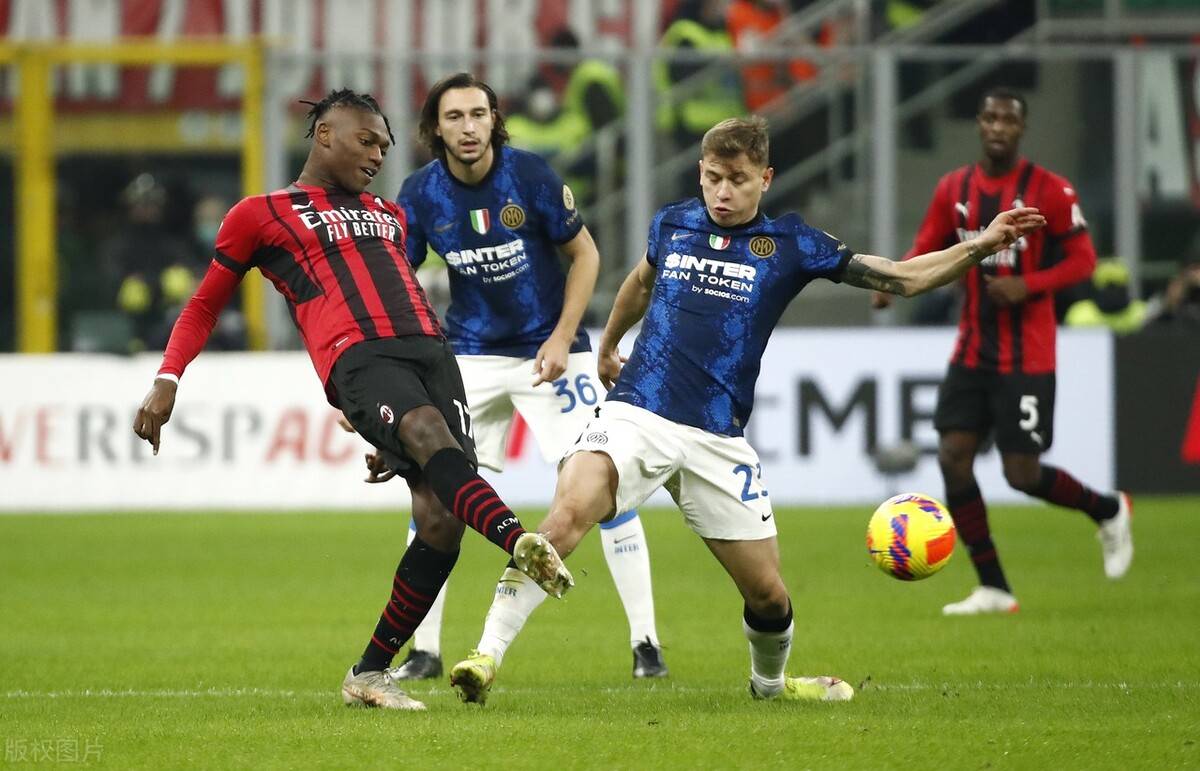 包含今晚欧联焦点战；奥兰多魔术主帅复盘；赛场秩序良好；资深球员宣示担当的词条